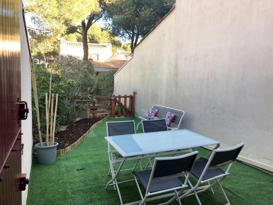 Joli Appartement A Proximite Du Village Naturiste Agde Kültér fotó